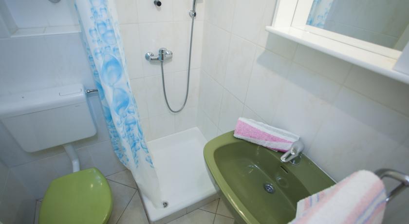 Villa Neda Makarska Habitación foto