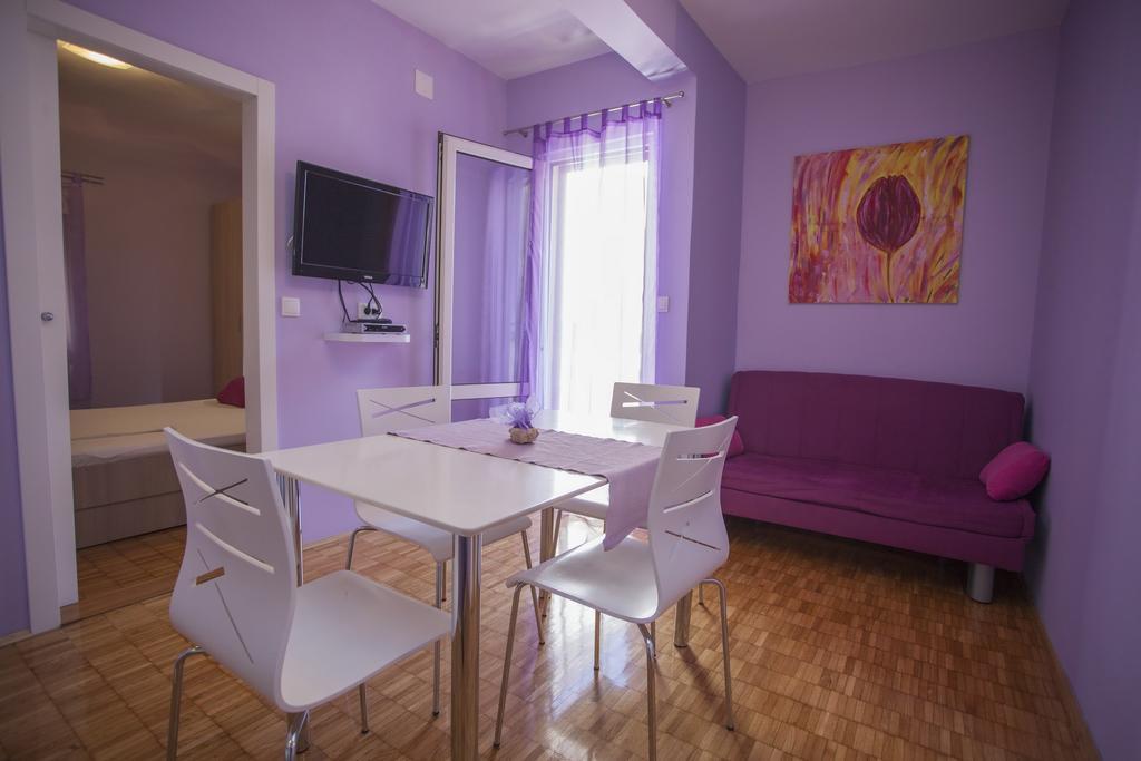 Villa Neda Makarska Habitación foto