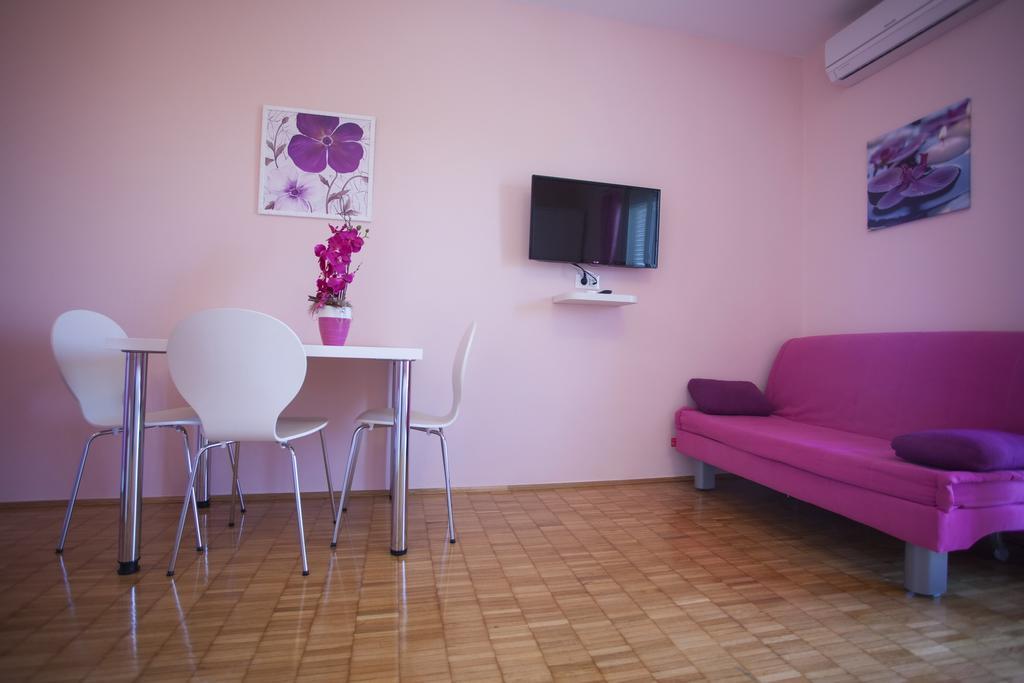 Villa Neda Makarska Habitación foto