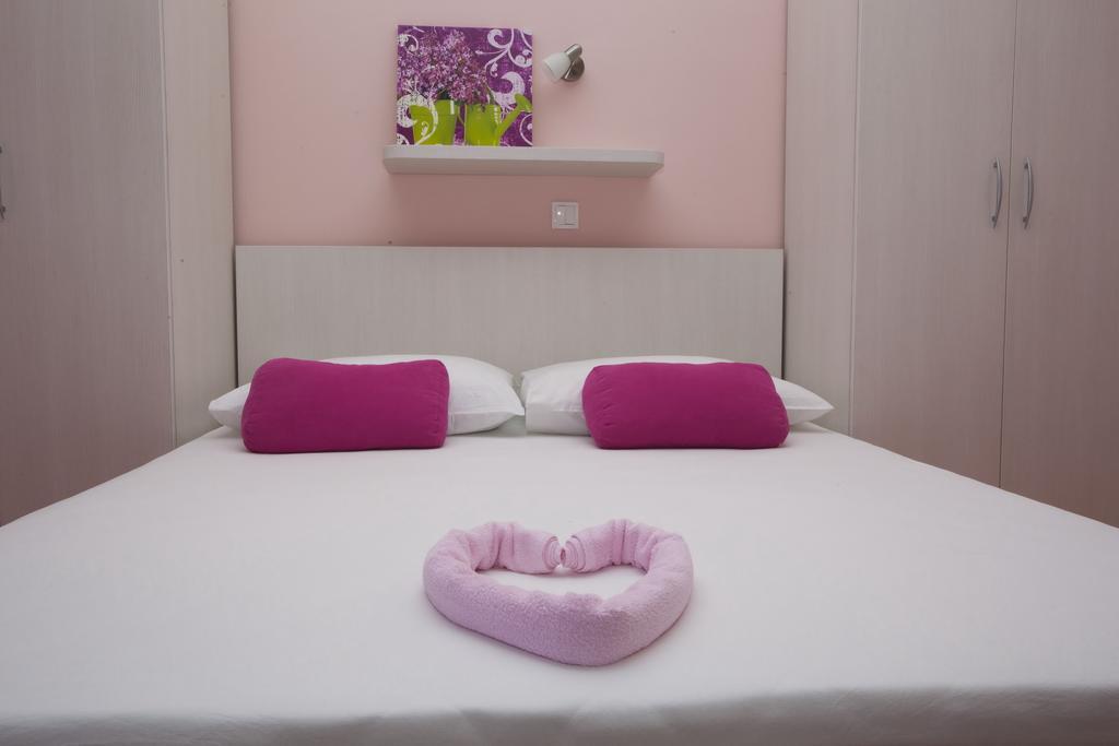 Villa Neda Makarska Habitación foto